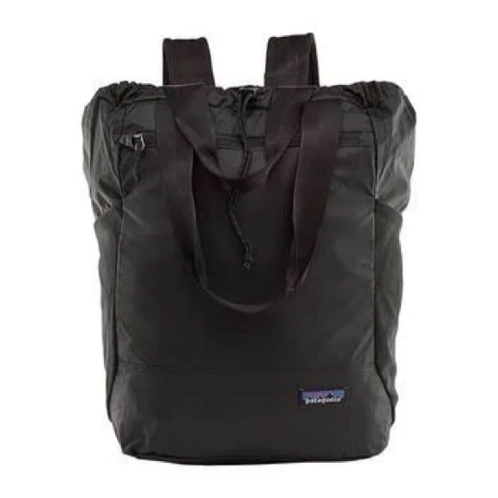 Patagonia Black hole Backpack EUC